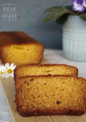 Una foto de Budín de Maracuyá