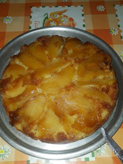 Una foto de Torta de manzana invertida