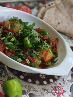 A picture of Alu matar gajar methi.