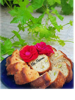 عکسی از دستور کیک موز و پسته