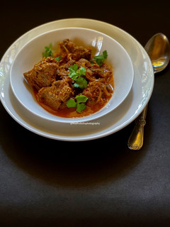 A picture of Konkani style Mutton Curry.