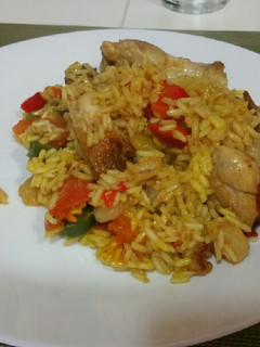 Una foto de Arroz tipo paella #recetasdefindemes