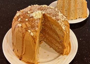 Update, Prepare Recipe Cinnamon Layer Cake with Whipped Cinnamon Cream Filling and Frosting Delicious Nutritious