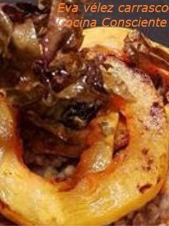 Una foto de Calabaza con trigo sarraceno y chips de alga