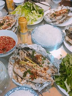 Hình của món Cá nướng cuốn bánh tráng.
