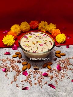 દૂધપાક.(Doodhpak Recipe in Gujarati) રેસીપી મુખ્ય ફોટો