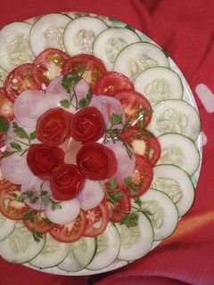 ग्रीन वेजिटेबल सलाद (green vegetable salad recipe in Hindi) रेसिपी मुख्य फोटो