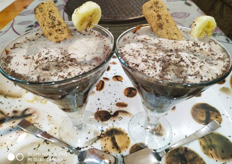 Recipe of Choco and Banana Shake in 32 Minutes for Young Wife