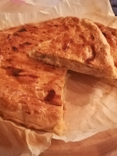 Foto di Torta di pasta sfoglia patate e tonno