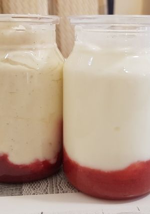Gyümölcsréteges joghurt és krémtúró recept fotója