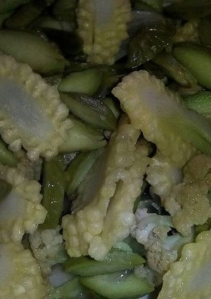 Foto resep Pete oseng campur brokoli& jagung