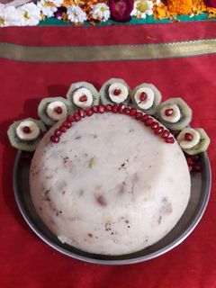 સોજી નો શીરો (Sooji Sheera Recipe In Gujarati) રેસીપી મુખ્ય ફોટો