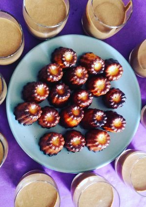Une photo de Cannelés bordelais et mousse au chocolat au thermomix