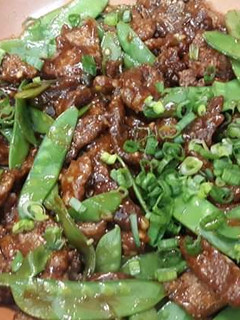 A picture of Crispy Beef with Snow Peas.