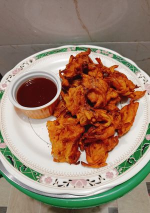 A picture of Crispy Onion Fritters.