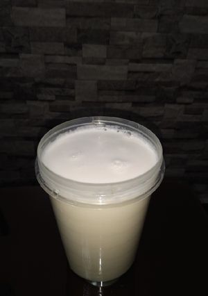A picture of Coconut milk.