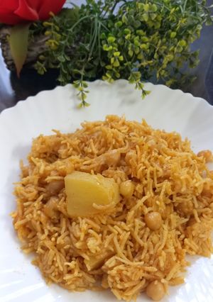 A picture of Spicy chana pulao.
