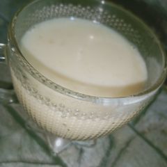 A picture of Condensed milk.