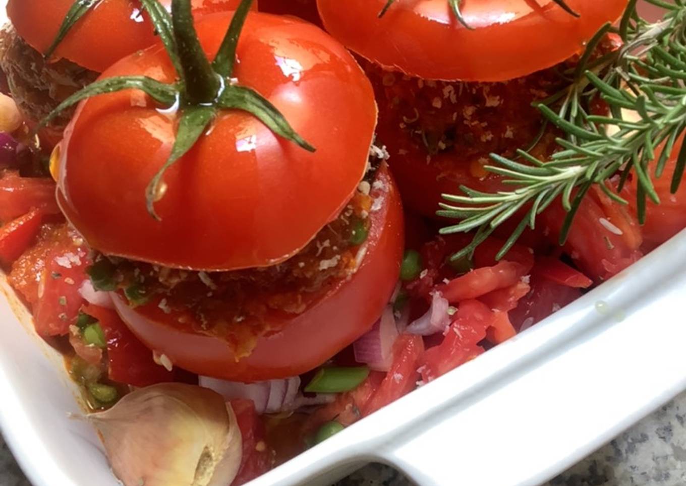 Tomates farcies aux merguez 🍅🥩🌭🌶🥬