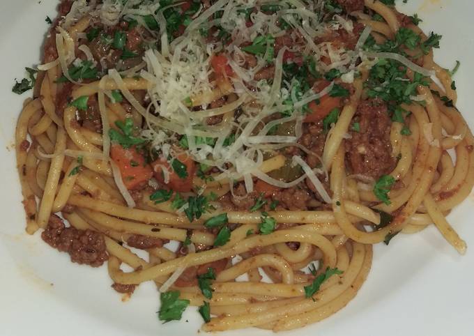 Steps to Make Perfect Classic Ragù with Pasta