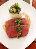 Filete al Tomillo con Gremolata Especial y Arroz con Champignon Salteado