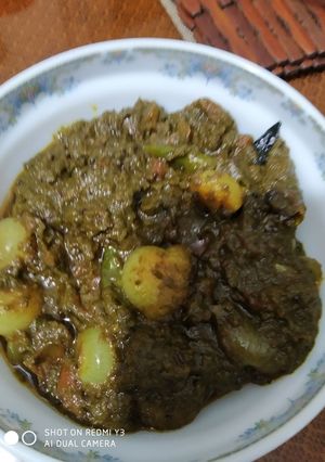 টমেটো পেঁয়াজ কষা (tomato peyaj kosha recipe in Bengali) রেসিপির প্রধান ছবি