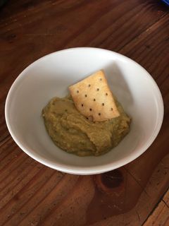 Una foto de Hummus a mi estilo🌳