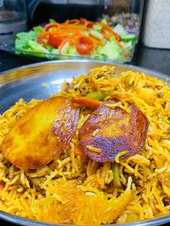 عکسی از دستور لوبيا پلو با ته ديگ سيب زميني