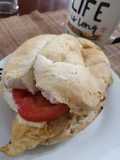 Sándwich de pescado frito