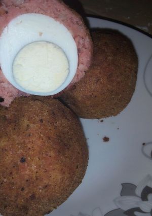 A picture of Scotch Eggs.