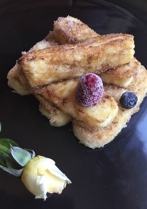 A picture of Leche Frita.