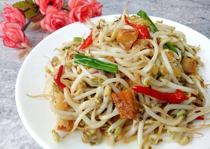 Cara Gampang Membuat Taoge Cah Ikan Asin #PejuangGoldenApron2 yang Bisa
Manjain Lidah