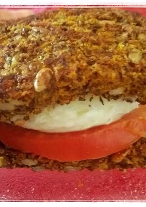 Una foto de Pan de lino, zanahoria y semillas