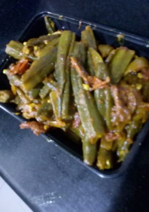 A picture of Bharwa masala bhindi.
