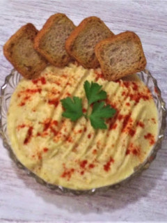 Una foto de Hummus de Garbanzos