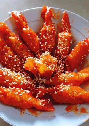 Hình của món Há cảo cuộn xúc xích.