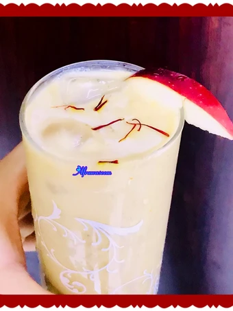Easy Way Prepare Recipe Apple &amp; oats smoothie with dash of saffron that is  Makes Drooling, Can Spoil the Tongue}