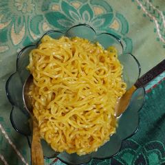 A picture of Maggi.