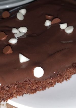 صورة لوصفة كيكة بكريمة الشوكولا 🍫