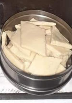 A picture of Kaju Katli.