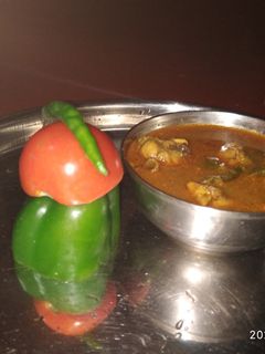 কড়াই চিকেন (kadai chiken recipe in bengali) রেসিপির প্রধান ছবি