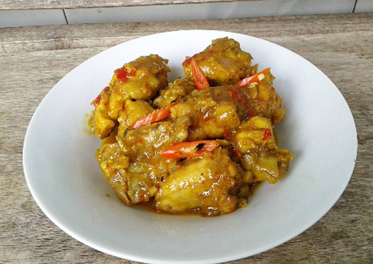 Resep Ayam Bumbu Kuning Pedas oleh jj.Noona 👧 Cookpad