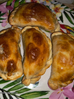 Una foto de 🥟Empanadas de pollo y puerro al curry 🧡