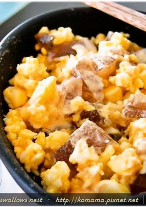 A picture of Black Jelly Egg Salad: Mom Ko's Plant-Based Bird's Nest.