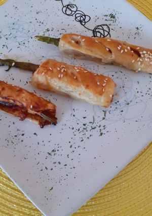 Leveles tészta baconnel és spárgával recept fotója