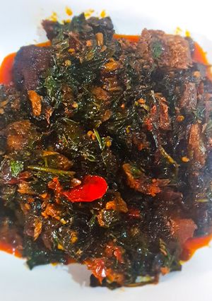 A picture of Efo-riro.