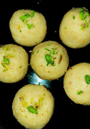 A picture of Khoya/mawa Laddu.