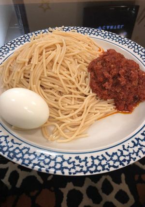 A picture of Pasta and minced meat sauce.
