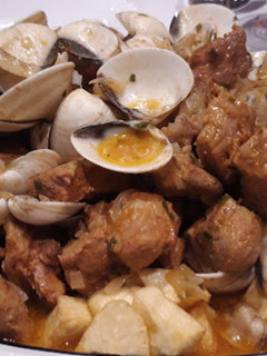 Foto de Carne de Porco à Alentejana