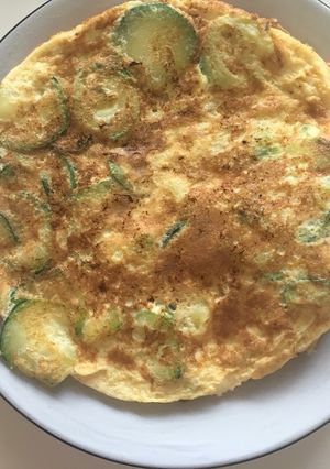 Una foto de Tortilla de zucchini
